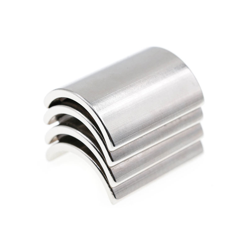 Tuulettimen moottorin magneetti